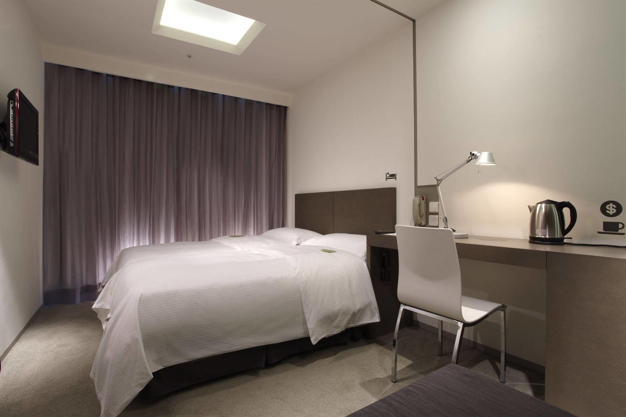 Hotel Just Sleep - Lin Sen Taipeh Exterior foto
